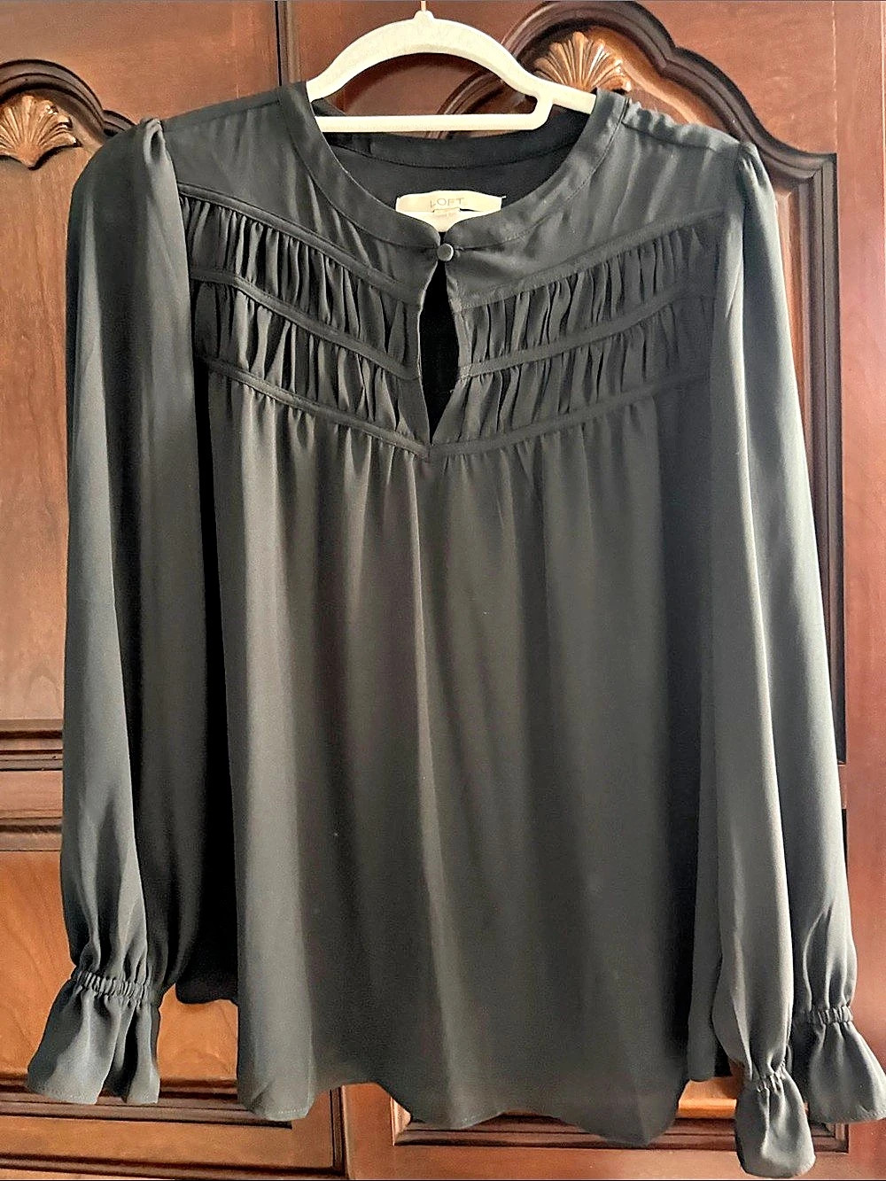 LOFT Black Blouse Size Medium Like New
